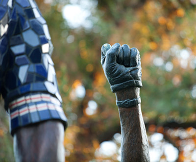 Close up of Smith-Carlos statue details