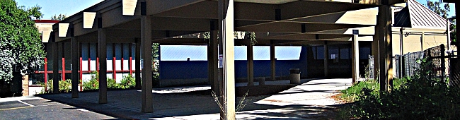 empey way pillars and entrance 