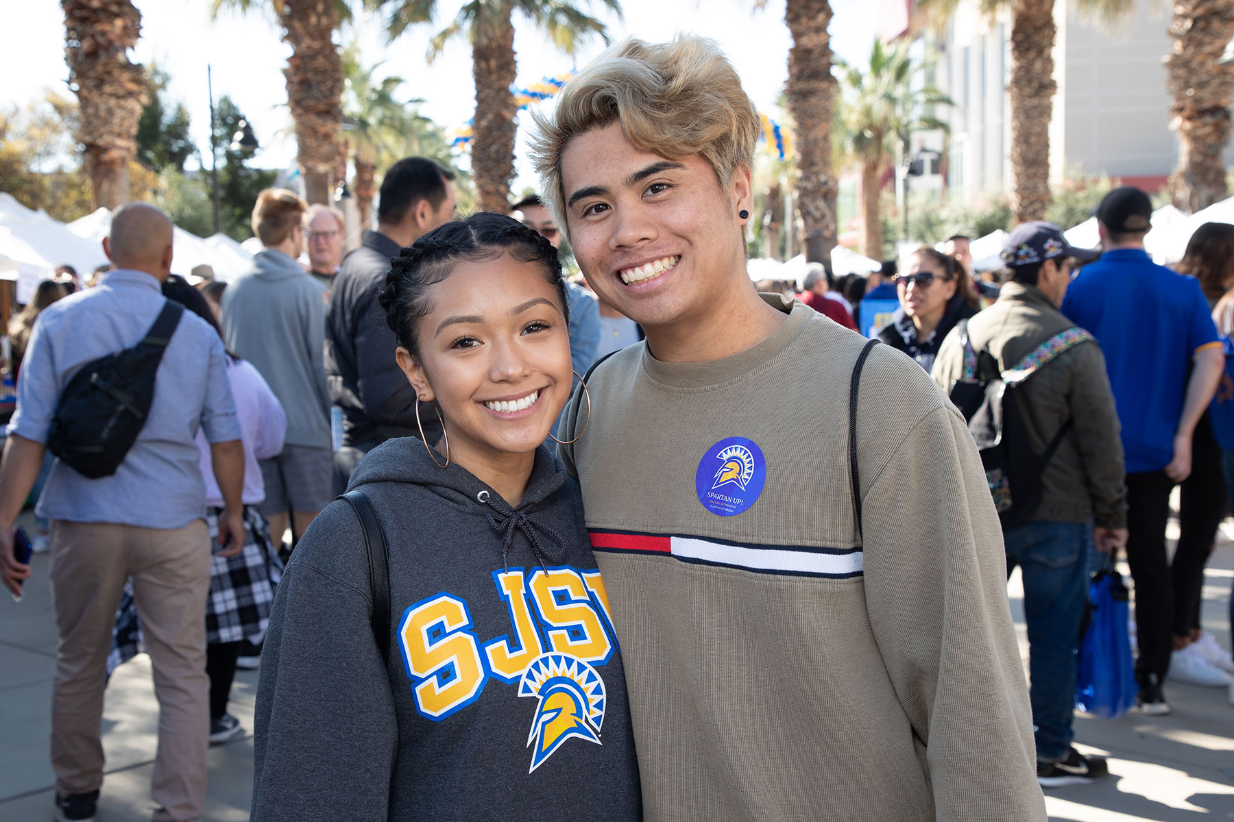 two SJSU students smiling 