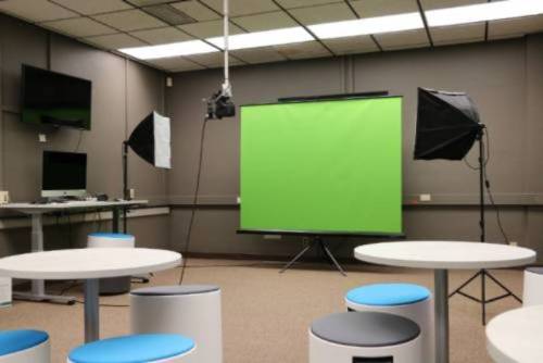 Communications Clinic with Green Screen