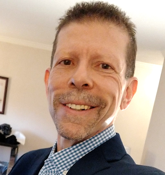 headshot of Erik Wood