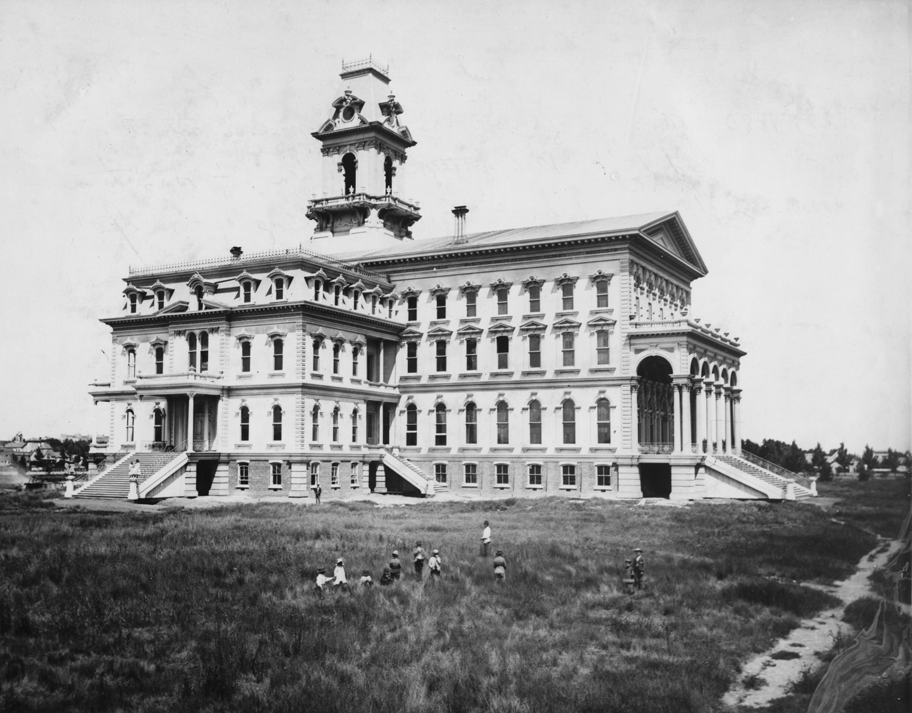 Historical image of the 1st Normal School.
