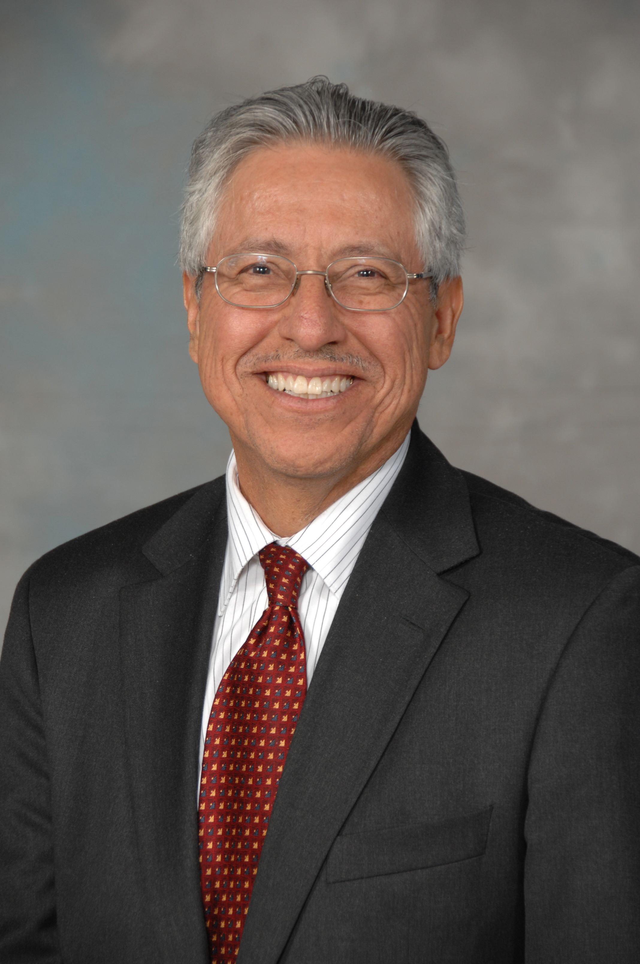 Photo of Dr. Fernando Torres-Gil